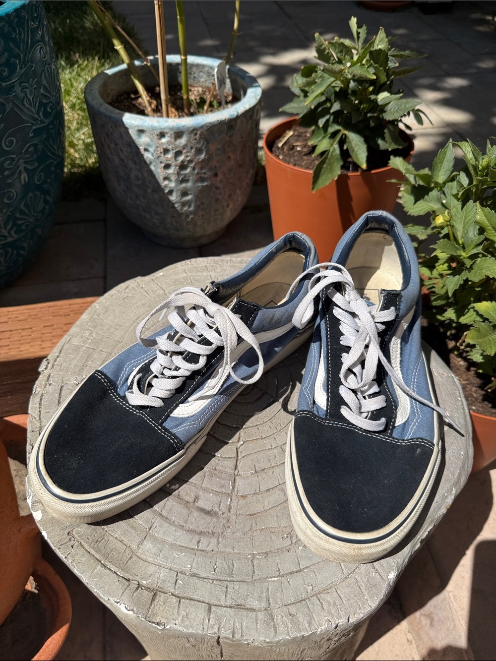 Vans Old Skool Black and Blue Canvas Suede Sneakers, sz 9m